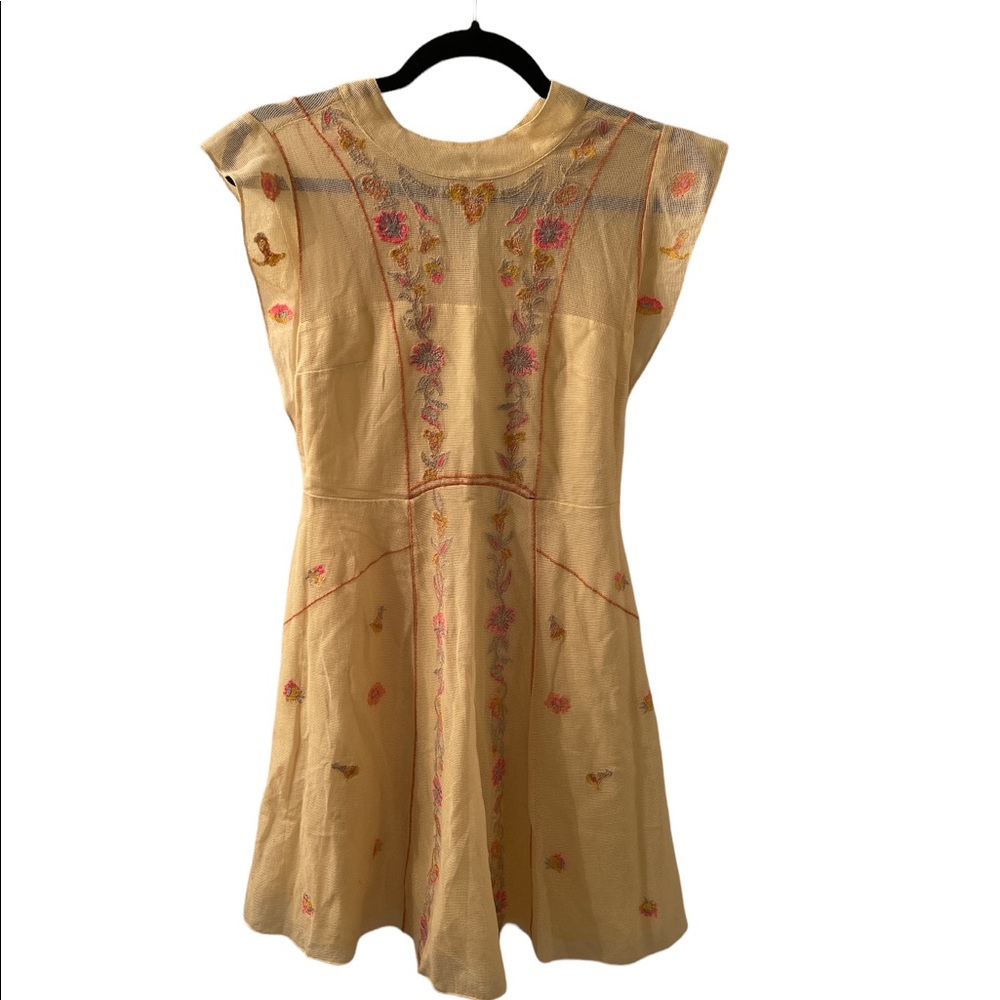 Free People| Yellow Embroidered Summer Dress | Size 0